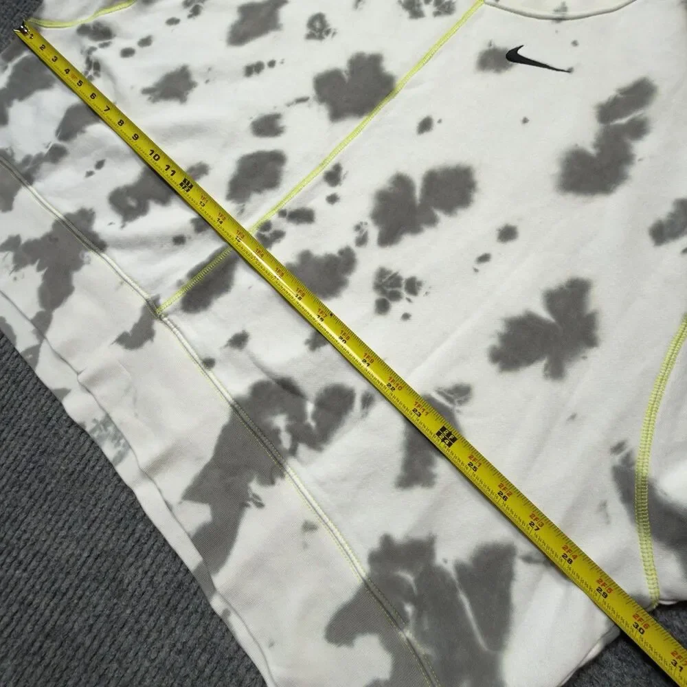Nike sweatshirt women